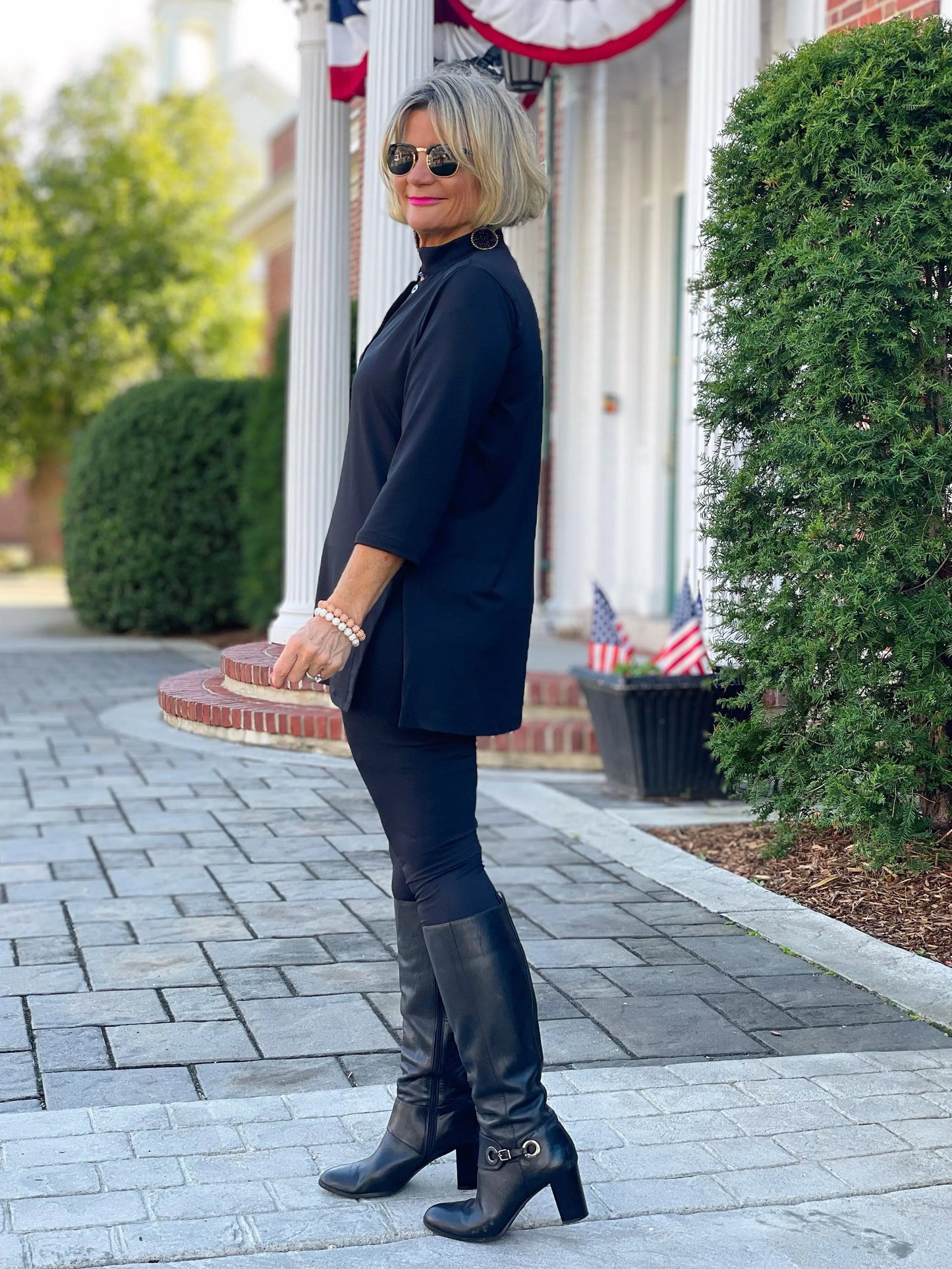 LULU-B BLACK TUNIC